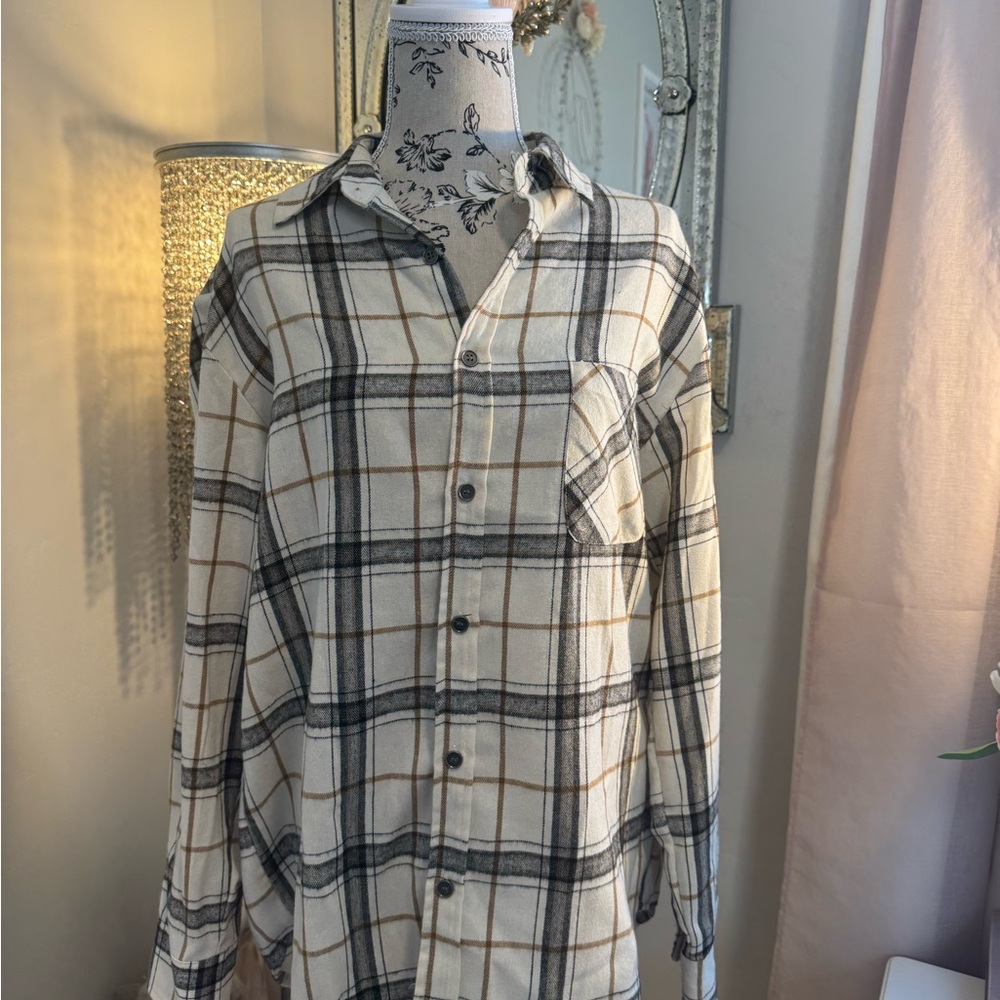 LA MIEL White Button Down Shirt Top